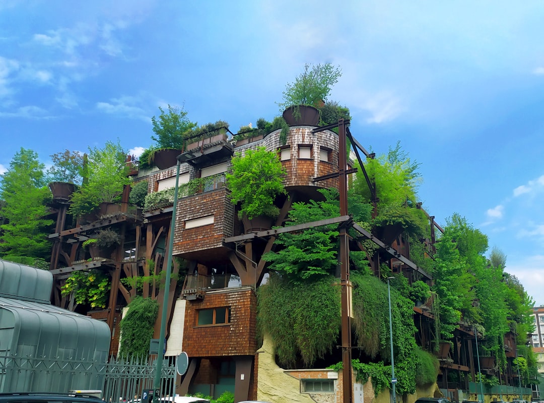 Condominio 25 Verde is a residential building in Turin. It represents the first experiment in eco-sustainable bio-architecture in the city designed by Luciano Pia. The building is located within walking distance of the Valentino Park and the Fiat Historical Center.